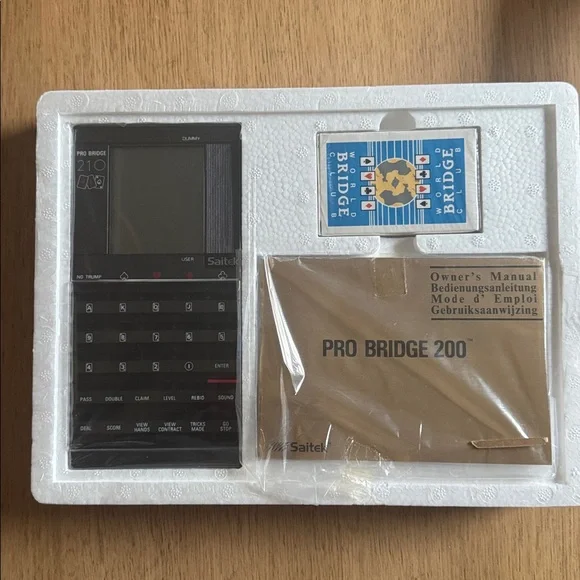 Saitek Pro Bridge 200 Advanced Bridge Computer - Picture 3 of 5